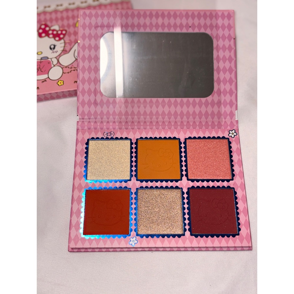 Sanrio Hello Kitty Cinnamoroll Eyeshadow Palette 6 Pan Pink Shimmer Matte blush